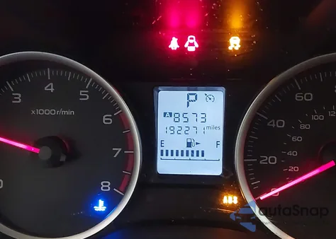 2015 Subaru Forester 2.5I Premium z USA, uszkodzony, nr VIN JF2SJADC1FH839652